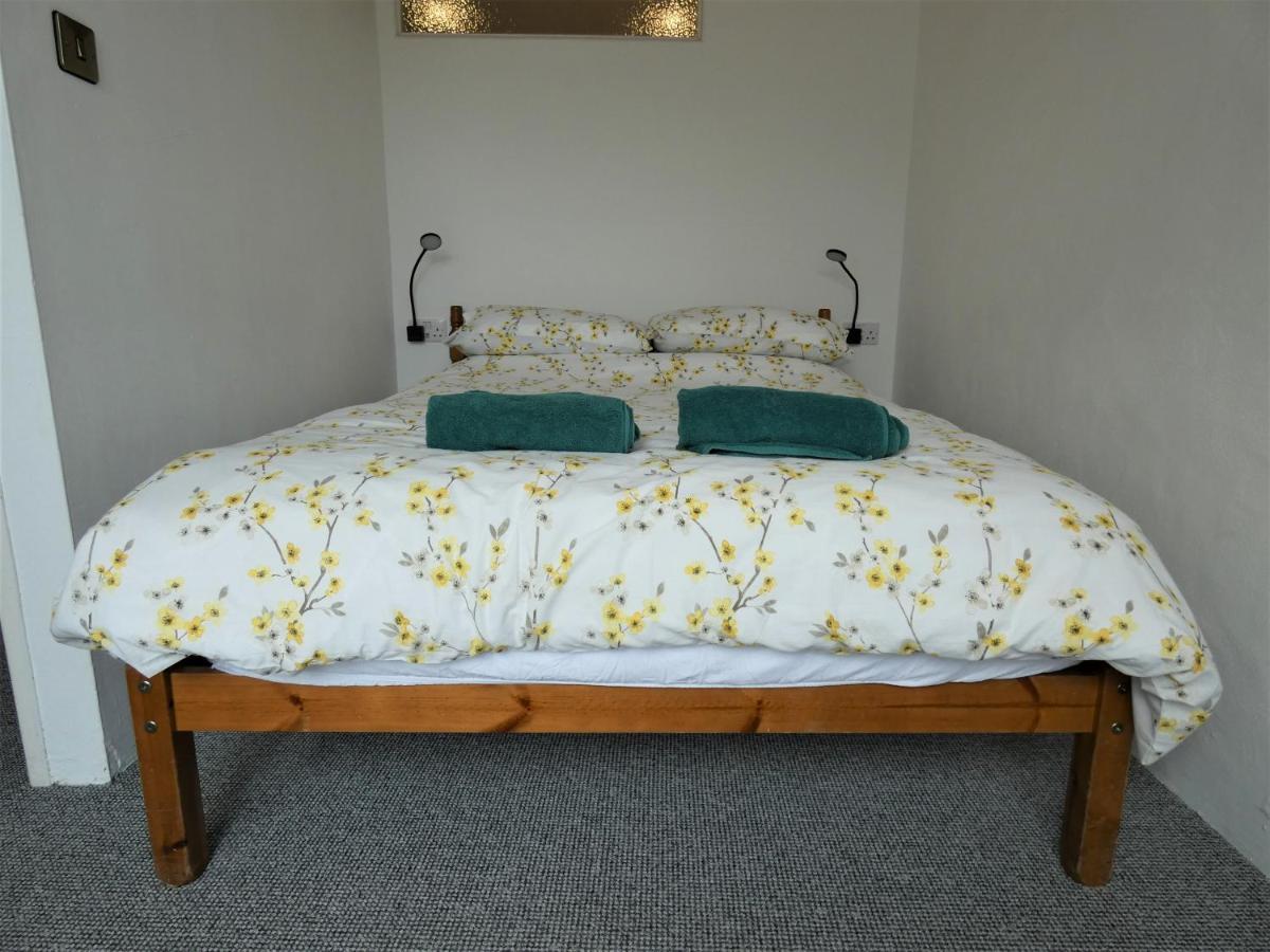 Abergwynant Farm Glamping & Apartments 多尔盖罗 外观 照片