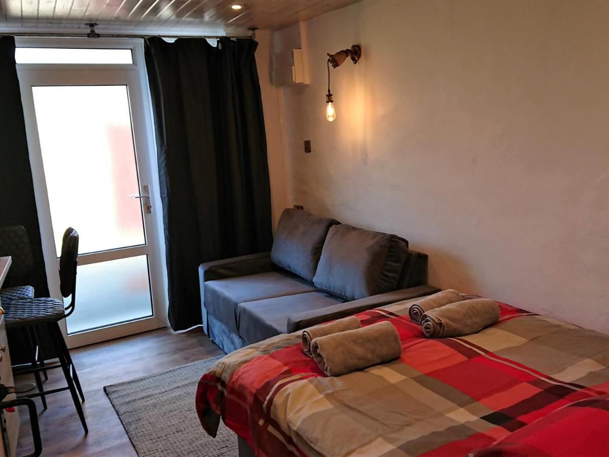Abergwynant Farm Glamping & Apartments 多尔盖罗 外观 照片