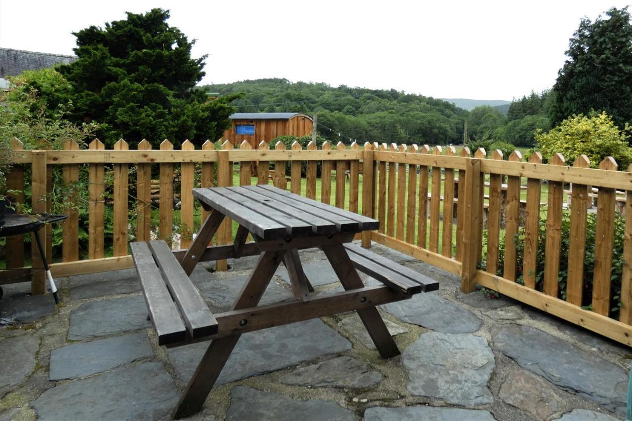 Abergwynant Farm Glamping & Apartments 多尔盖罗 外观 照片