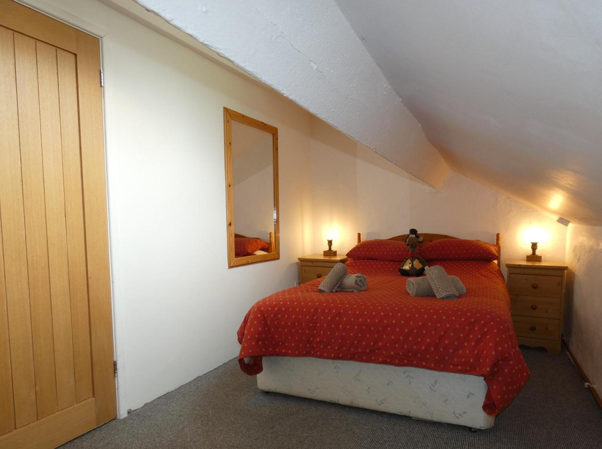 Abergwynant Farm Glamping & Apartments 多尔盖罗 外观 照片